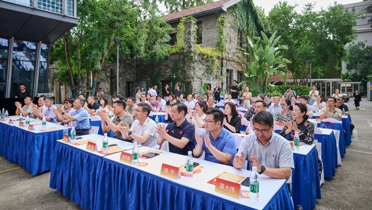微信图片_2025-09-30_100634_274.jpg